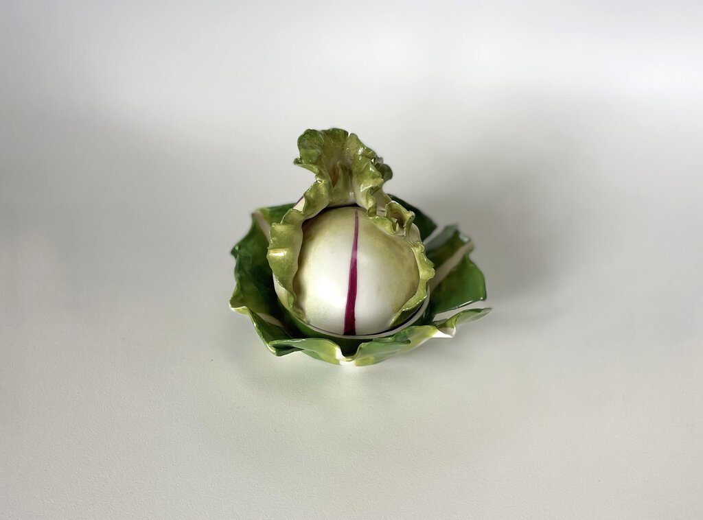 DIDIER GARDILLOU PORCELAIN RADDISH FORM BOX