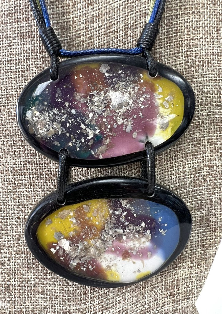 REVERSABLE COLOR ILLUSIONS NECKLACE