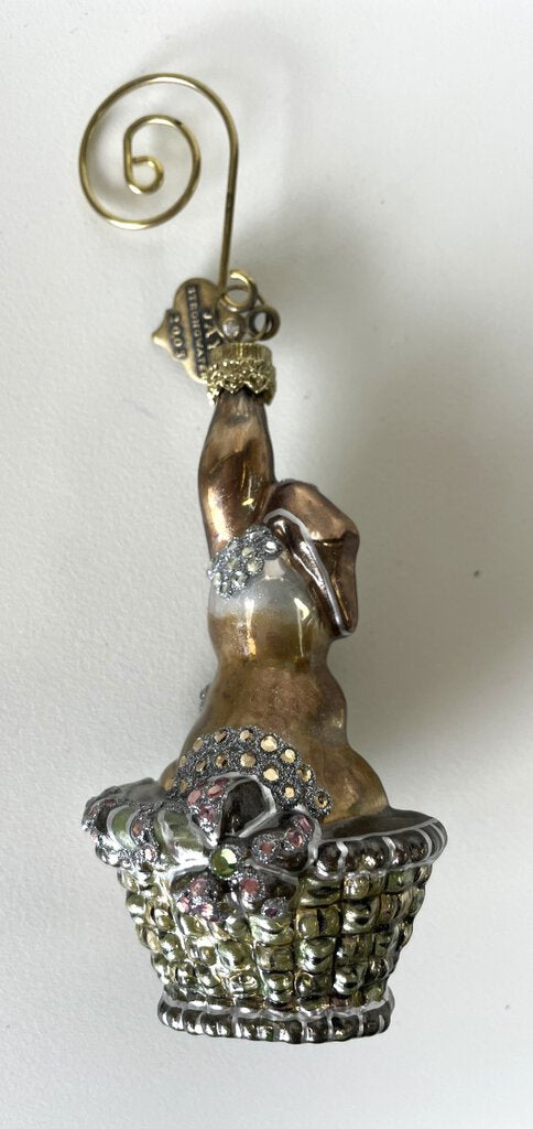 JAY STRONGWATER BUNNY ORNAMENT