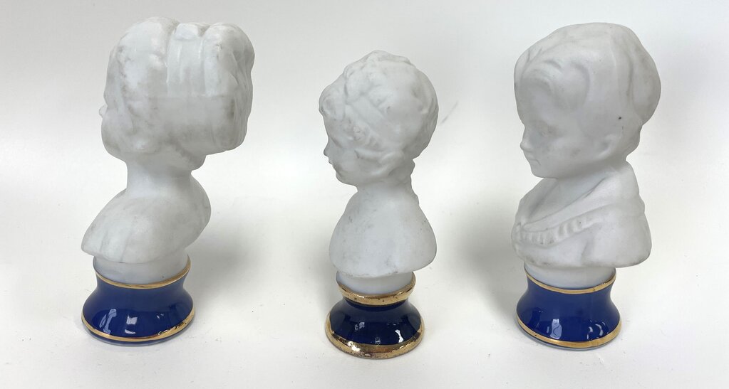 SMALL BISCUIT BUST SET OF 3