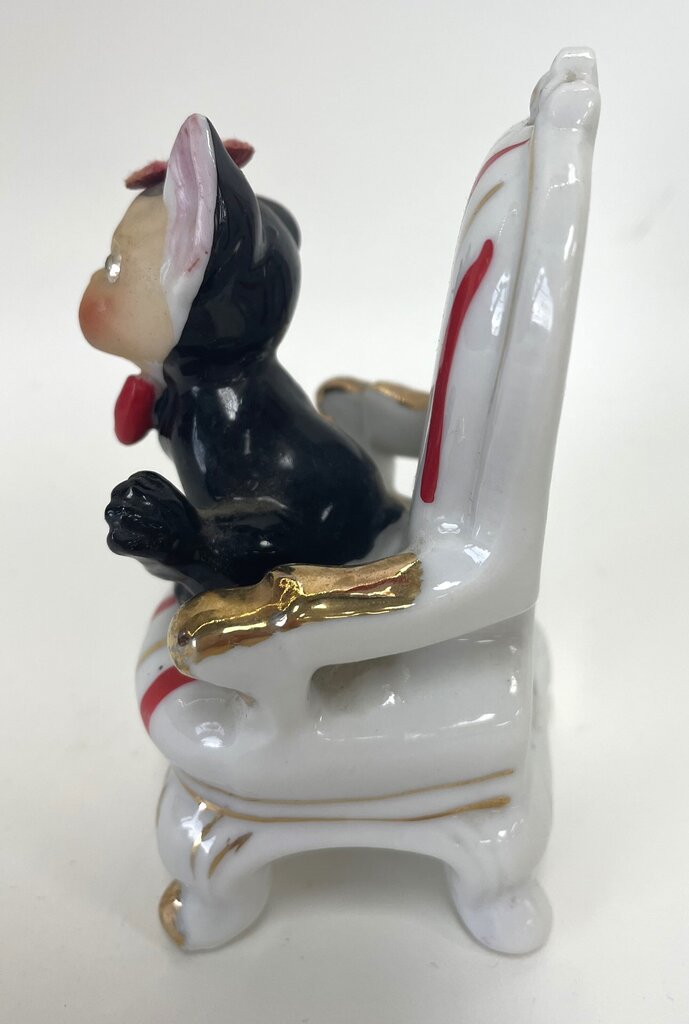 RARE VINTAGE JAPAN DOG ON CHAIR