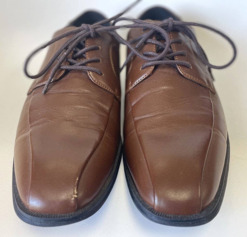 ALFANI SHOES SIZE 10.5