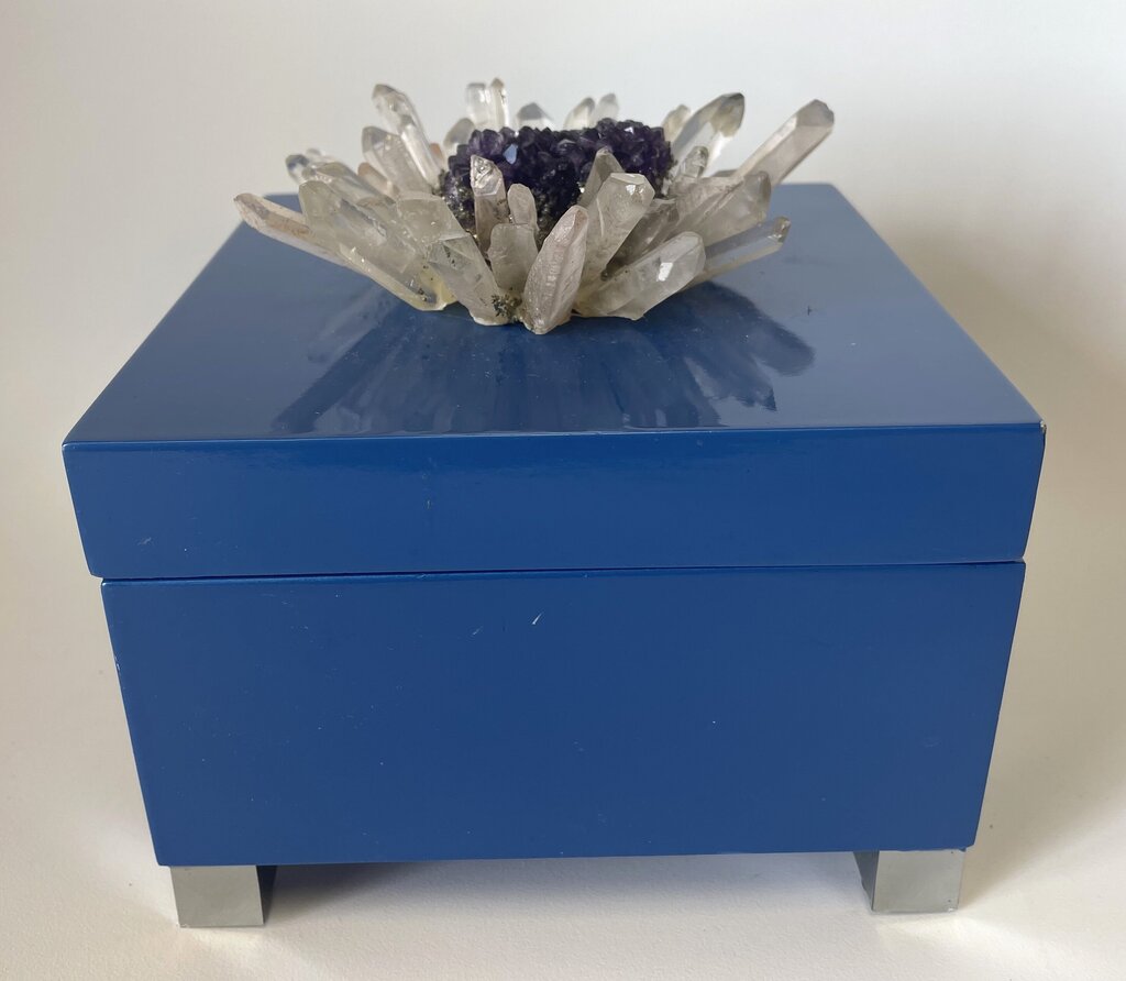 JOHN RICHARD QUARTZ BOX
