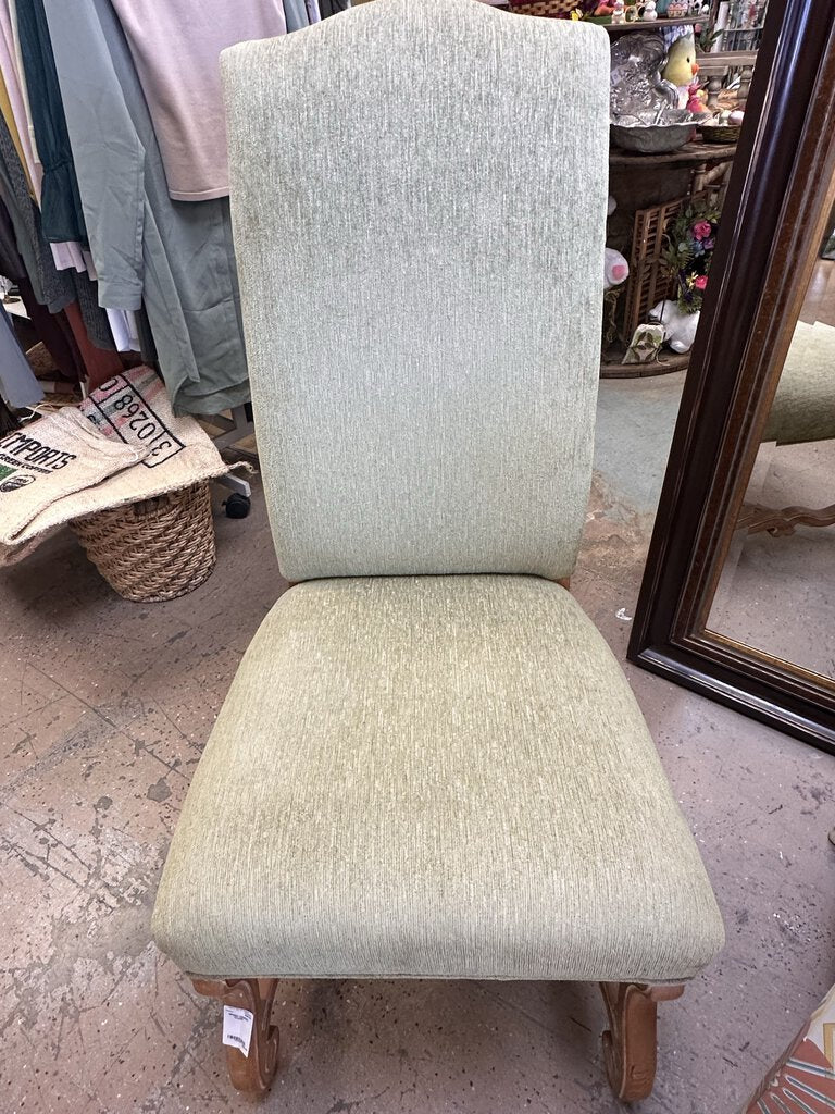 GREEN DINING CHAIR