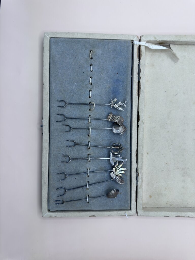 VINTAGE STERLING SILVER COCKTAIL FORKS SET OF 8