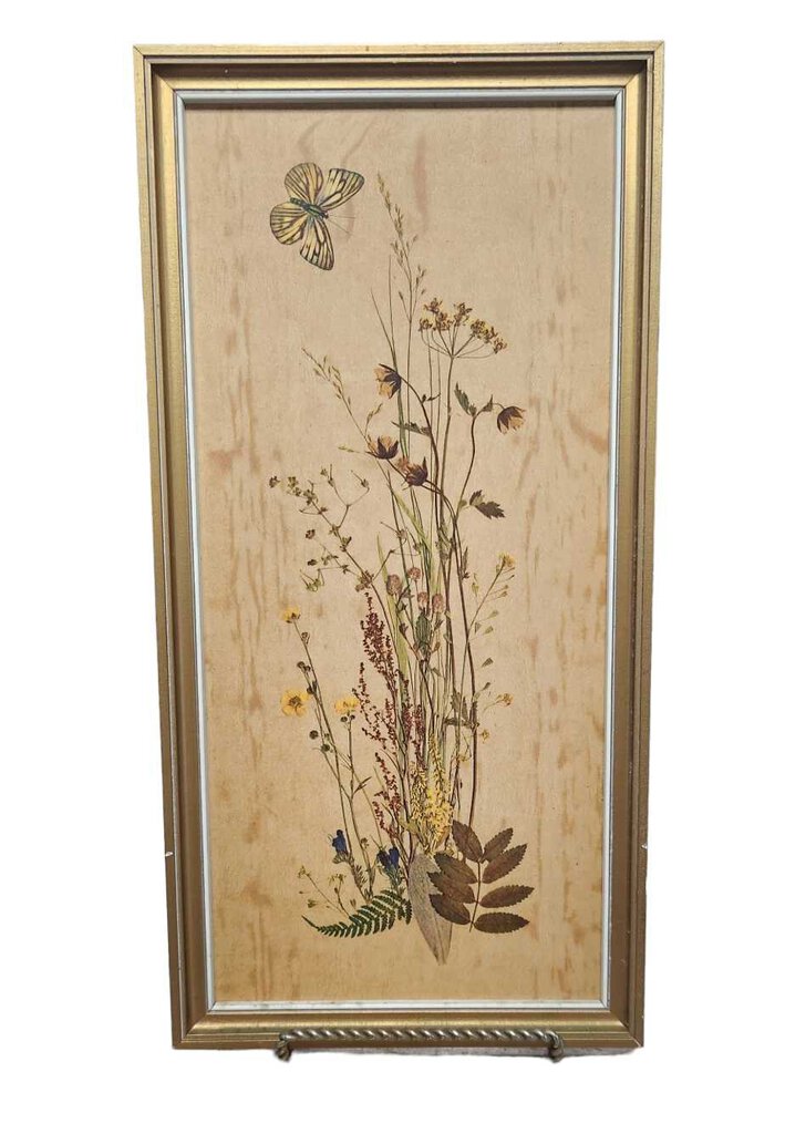 VINTAGE FLORAL ART CRAFTED BY FRANKIE