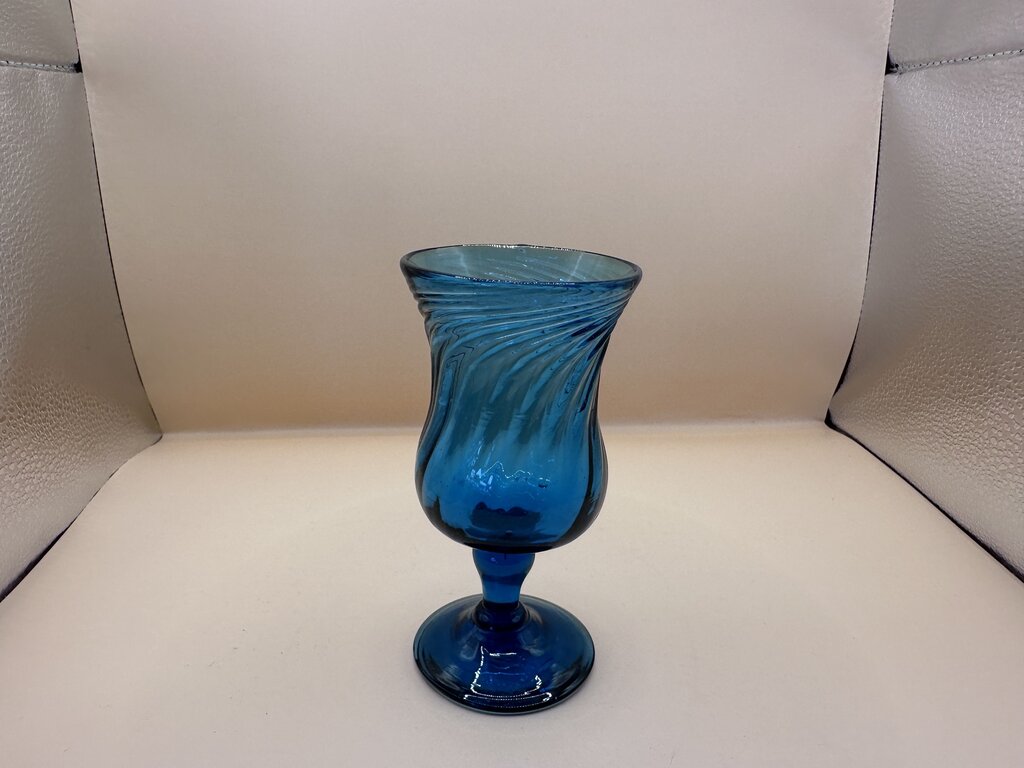 VINTAGE HAND BLOWN TURQUOISE GLASSES SET OF 4