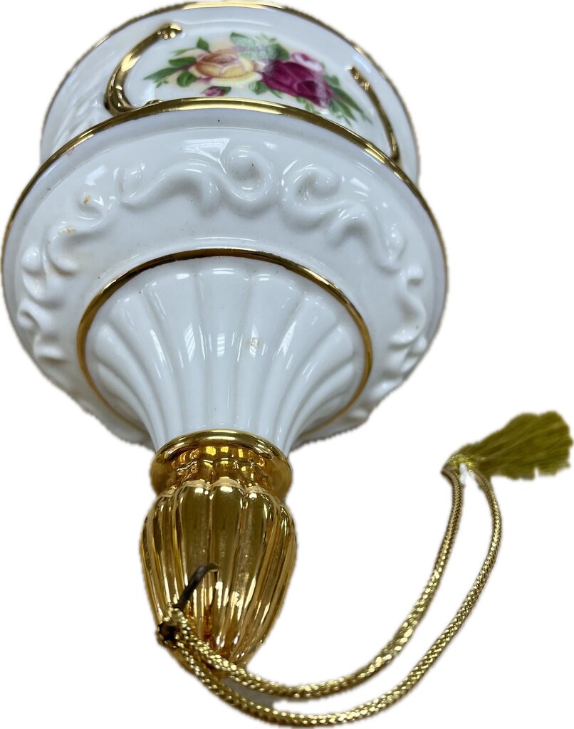 ROYAL ALBERT SPIRE ORNAMENT 5.5"