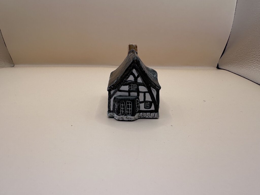CERAMIC MINI COTTAGE