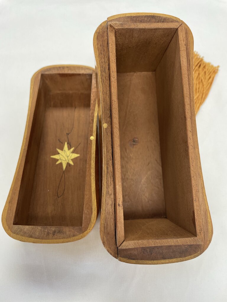 VINTAGE WOODEN PERFUME BOX