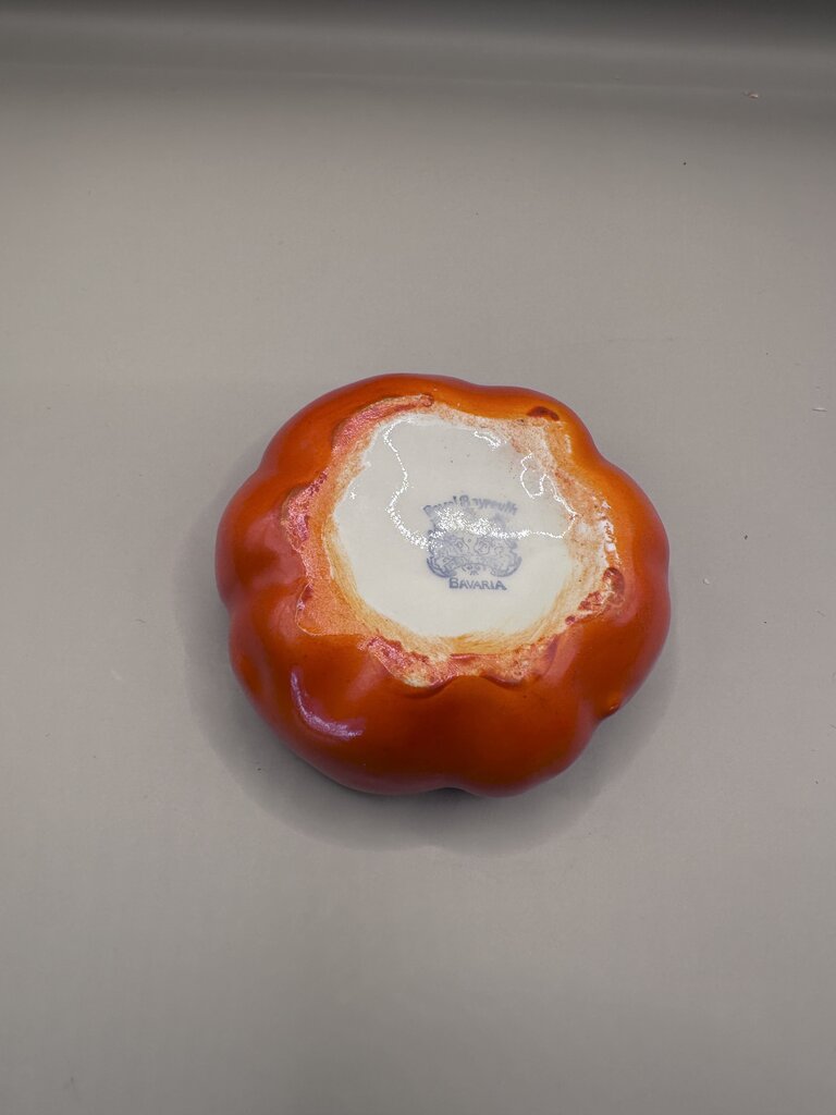 VINTAGE LIDDED TOMATO TRINKET BOX