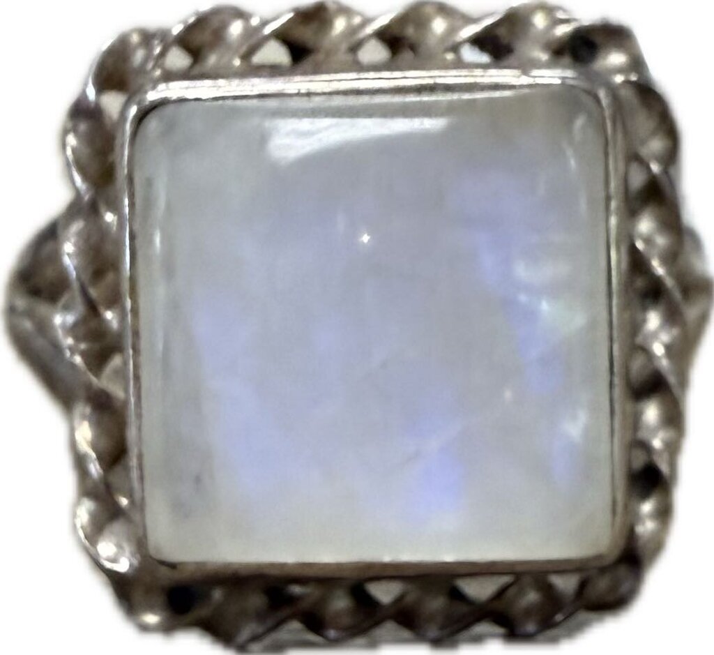 MOONSTONE 925 RING SIZE 8