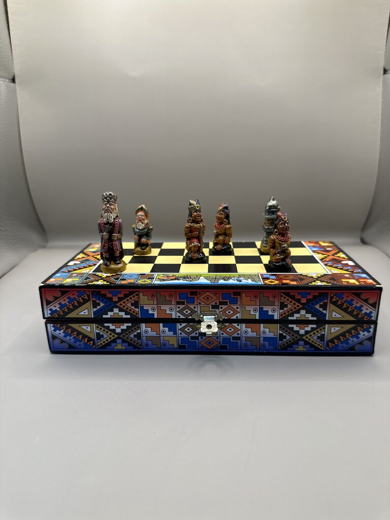 VINTAGE CRUSADER VS NATIVE AMERICAN CHESS GAME