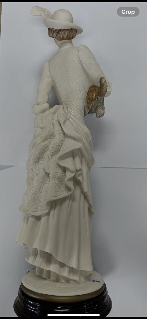 GIUSEPPE ARMANI ELOISE PORCELAIN FIGURE