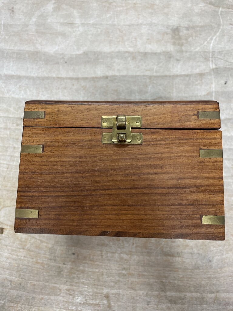 VINTAGE MARITIME COMPASS