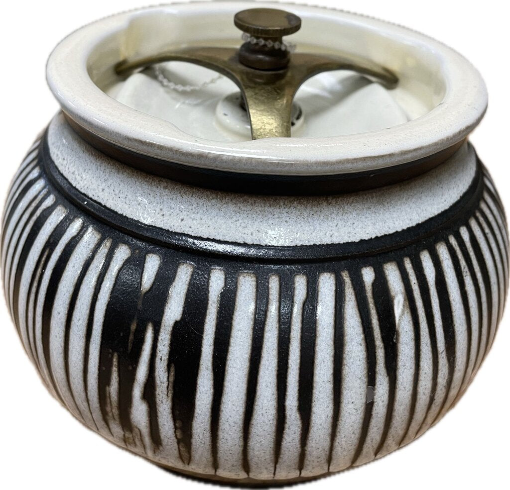 VINTAGE STONEWARE HUMIDOR