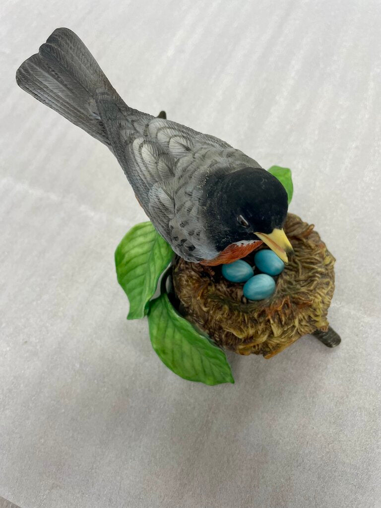 LENOX ROBIN FIGURE