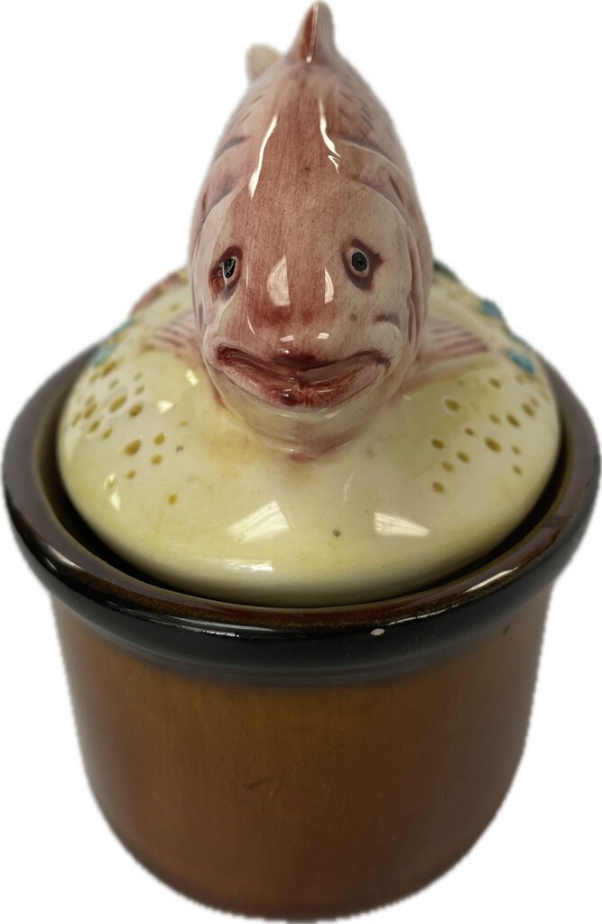 VINTAGE SIGMA CASSEROLE DISH WITH FISH LID 8 OZ