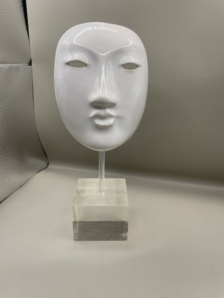 VINTAGE WHITE PORCELAIN FACE SCULPTURE ON LUCITE BASE