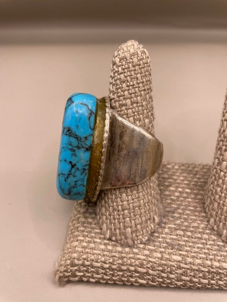 LARGE STERLING NATIVE AMERICAN TURQUOISE RING