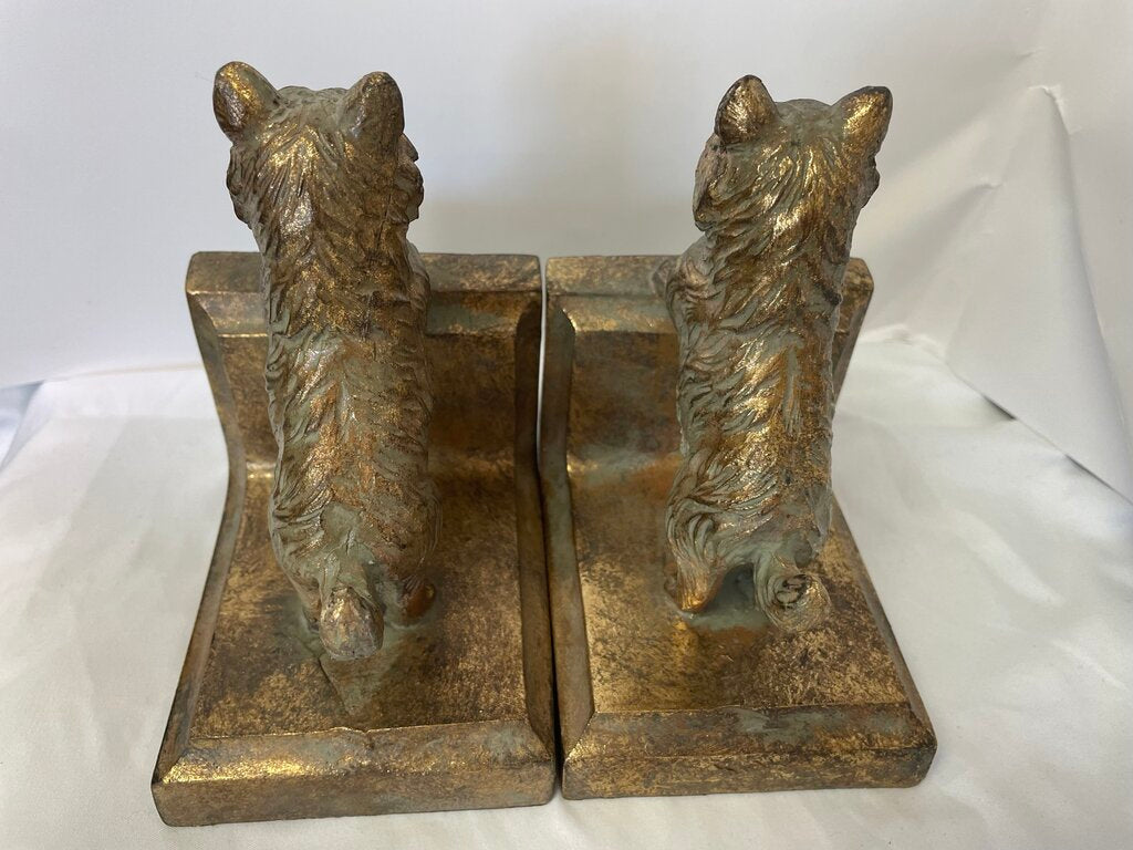 DOG BOOKENDS