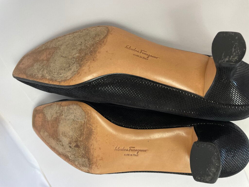 VINTAGE FERRAGAMO KITTY HEELS