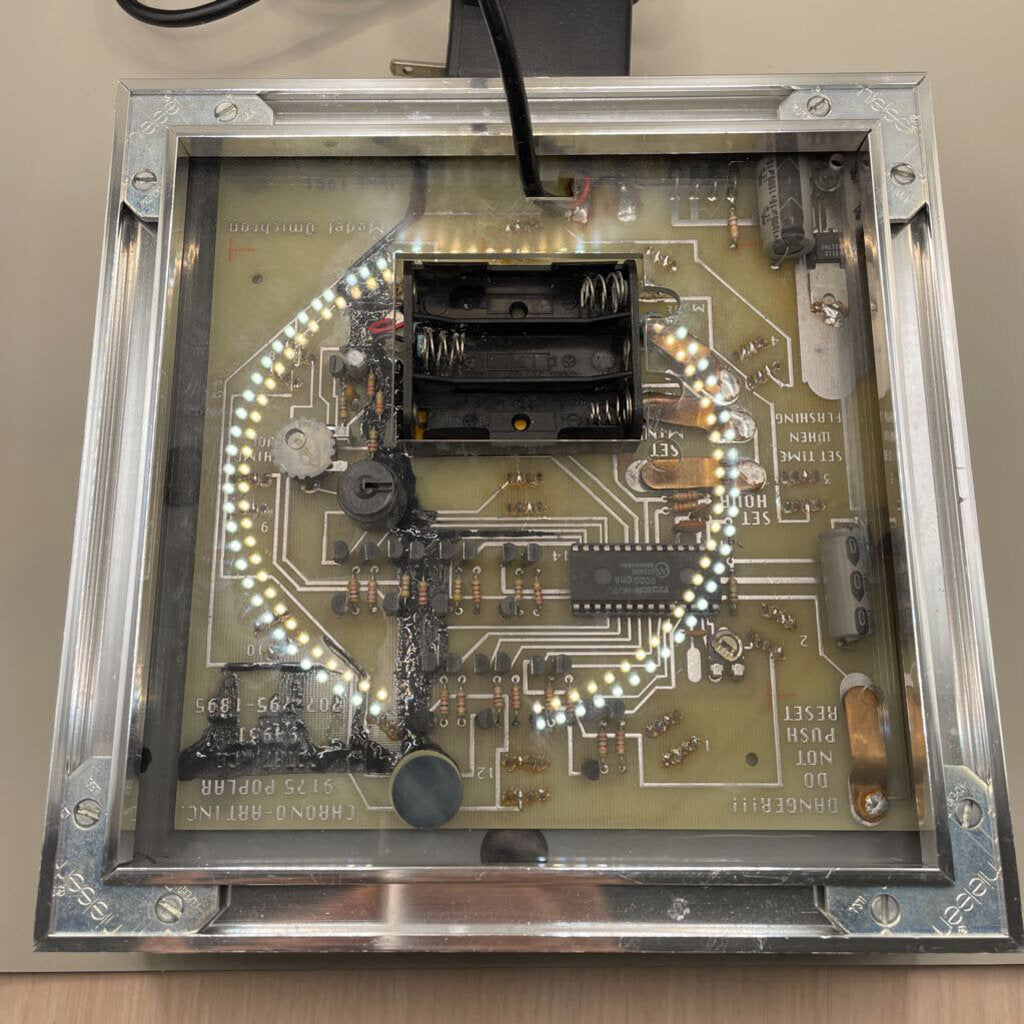 VINTAGE OMICHRON SIGNED AND NUMBERS MODERN CHROME CLOCK ONLY 500 MADE NUMBERED 326