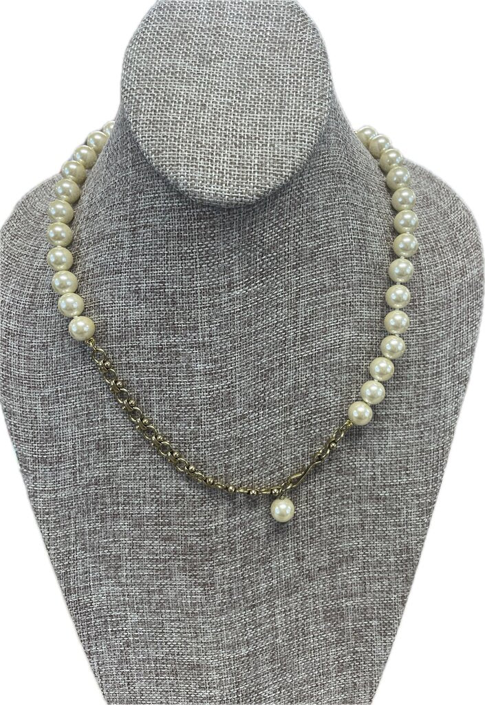 HEIDI DAUS UNFORGETTABLE LAVALIERE BEADED LOCKET NECKLACE