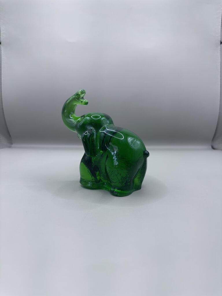 GREEN MAURANO GLASS ELEPHANT FIGURE / PAPERWEIGHT