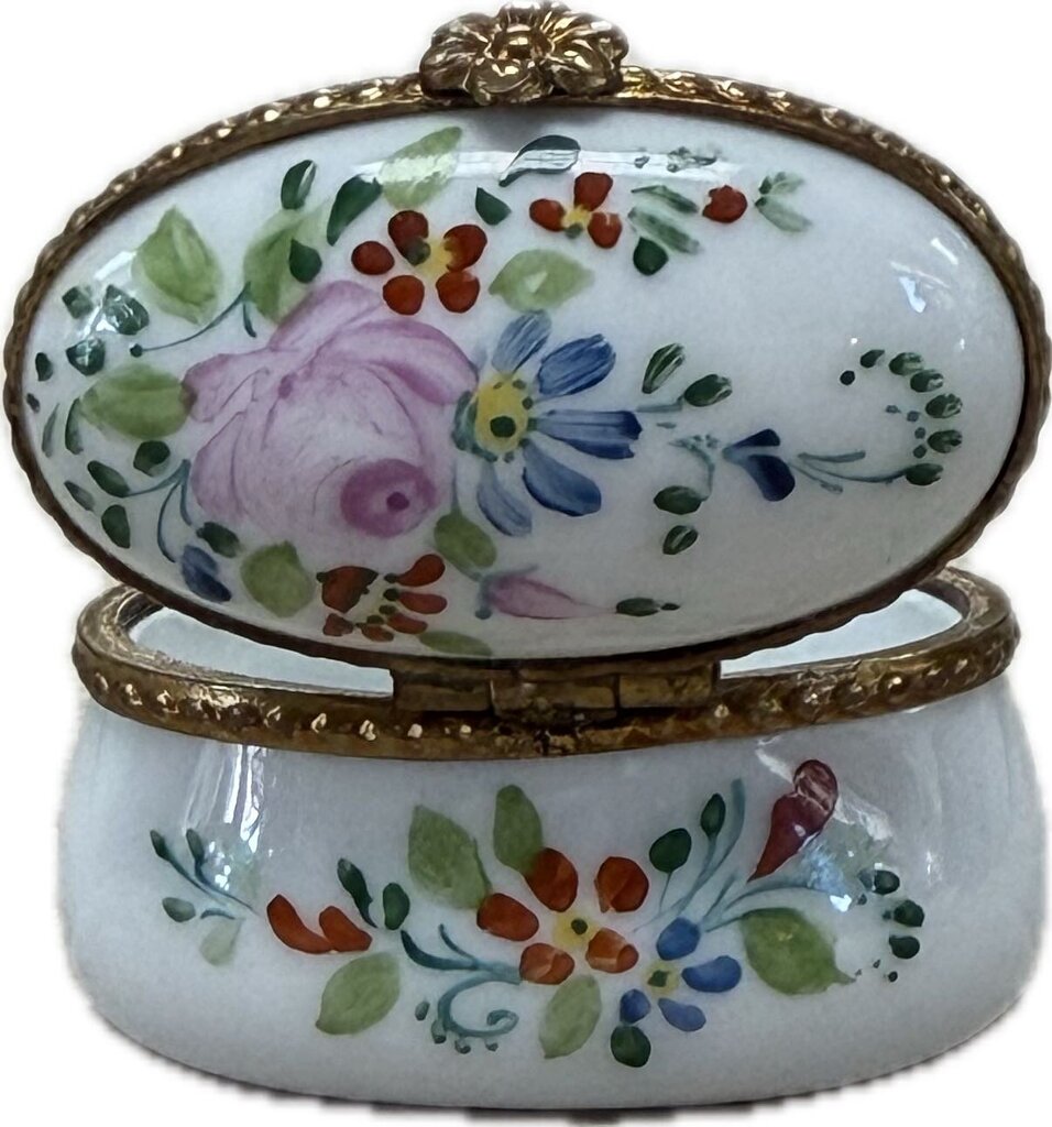 LIMOGES FLORAL PILL BOX