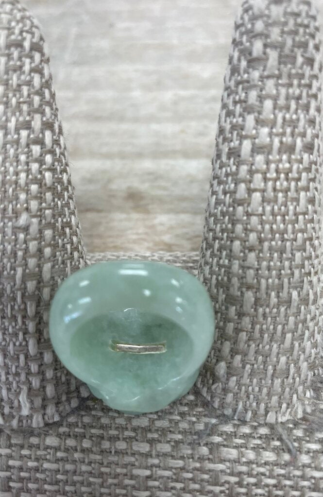 APPLE JADE FLOWER RING SIZE 6.5