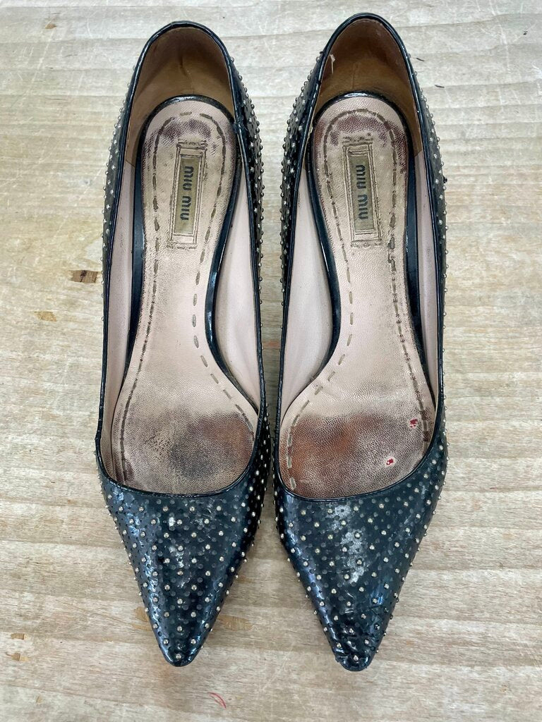 MIU MIU BLACK PATENT LEAHER SILVER KITTEN HEEL