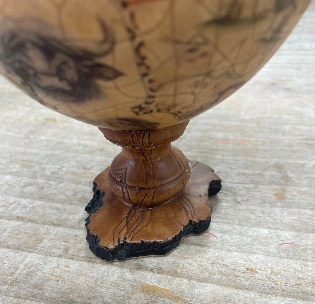 EGG SHAPED ANIMAL GLOBE