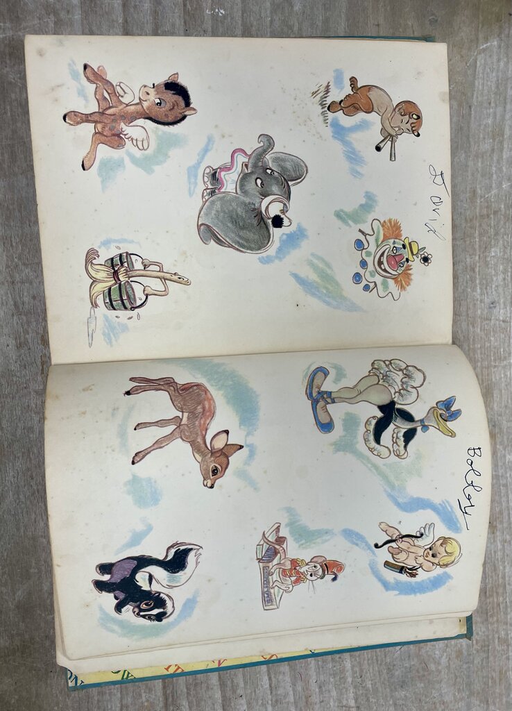 RARE 1940S VINTAGE THE WALT DISNEY PARADE BOOK