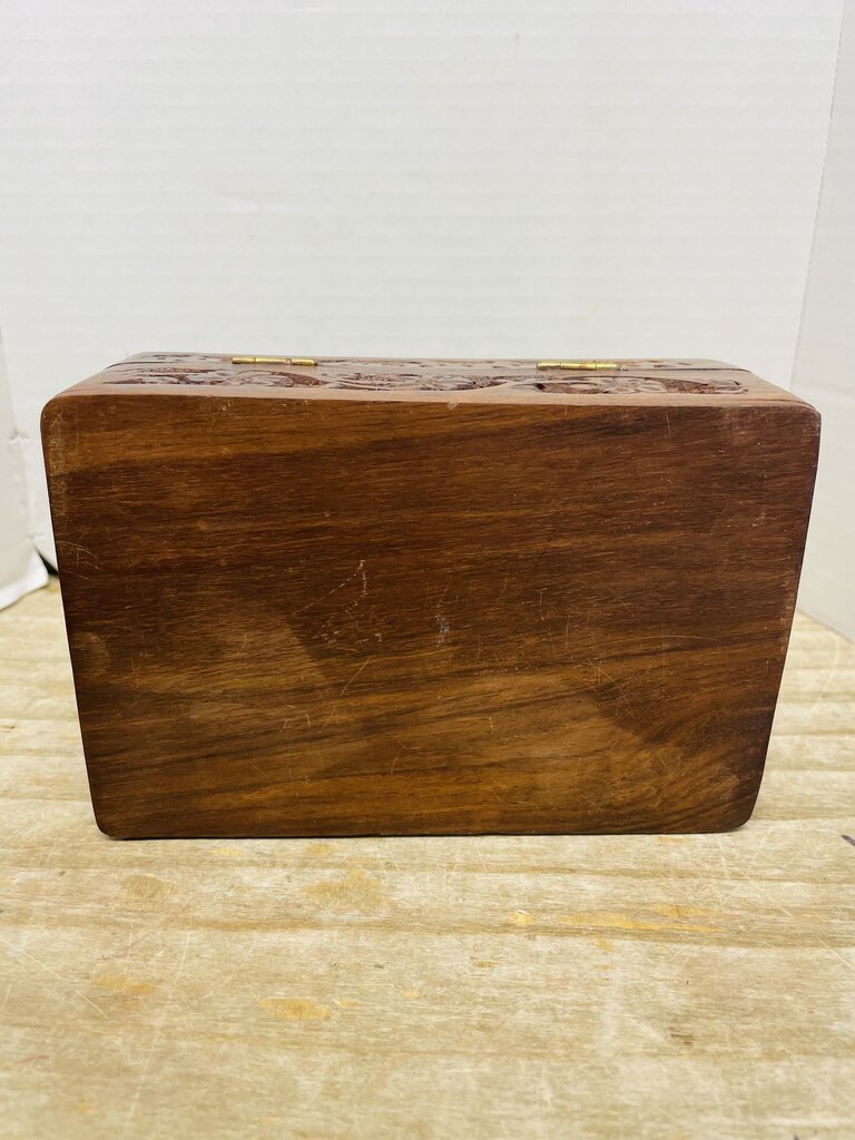 WOODEN CARVED BOX