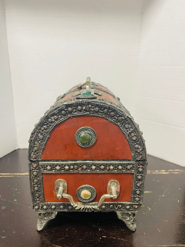 HANDMADE ELEPHANT TREASURE CHEST JEWELRY BOX W/ JEM L9" W5"T7"