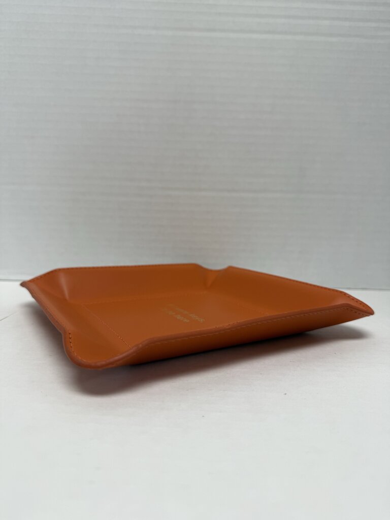 ORANGE LEATHER KEY CATCHALL