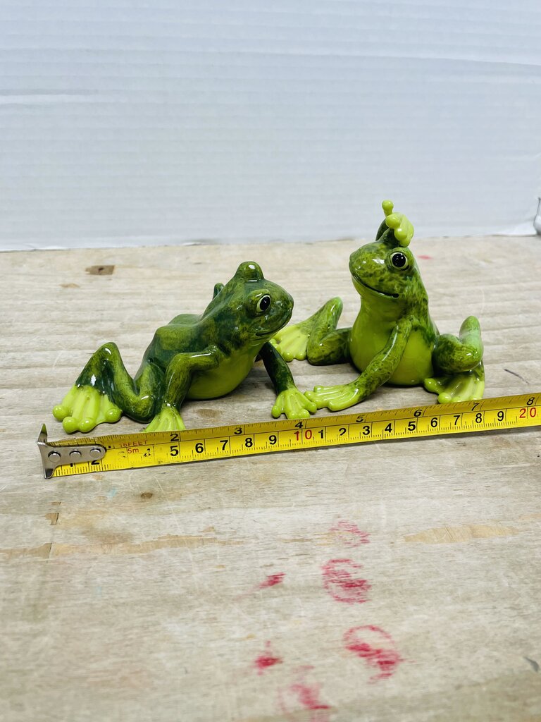 GANZ GREEN FROG FIGURINE SET OF 2