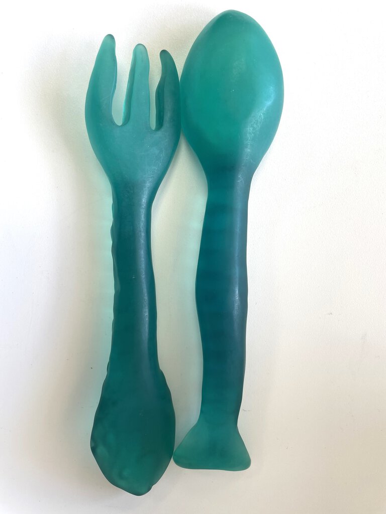 DINOSAUR DESIGNS SERVING SET