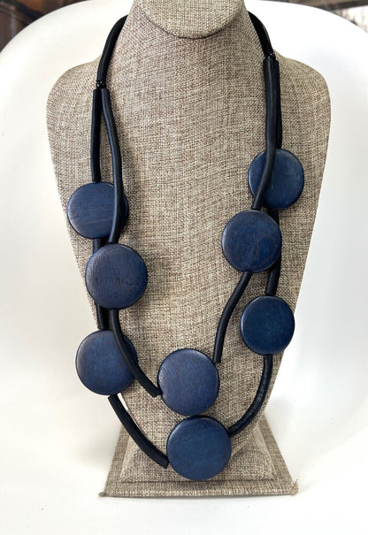 SYLCA LEATHER AND NAVY WOOD NECKLACE