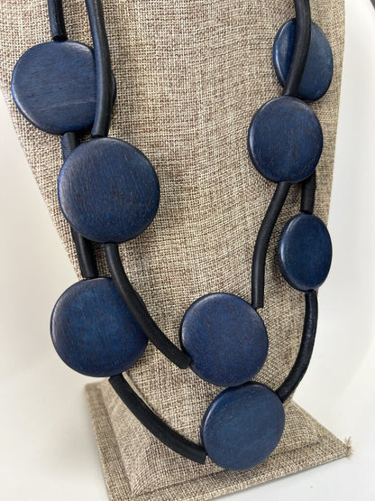 SYLCA LEATHER AND NAVY WOOD NECKLACE