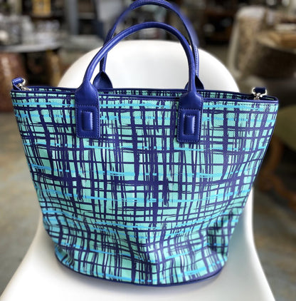 BLUE PLAID VERA BRADLEY OVERNIGHT TOTE