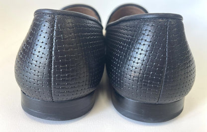SAKS FIFTH AVENUE SLIP ON SIZE 10.5