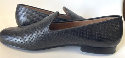 SAKS FIFTH AVENUE SLIP ON SIZE 10.5