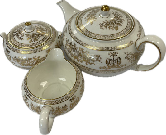WEDGEWOOD GOLD COLUMBIA 3 PC TEA SET