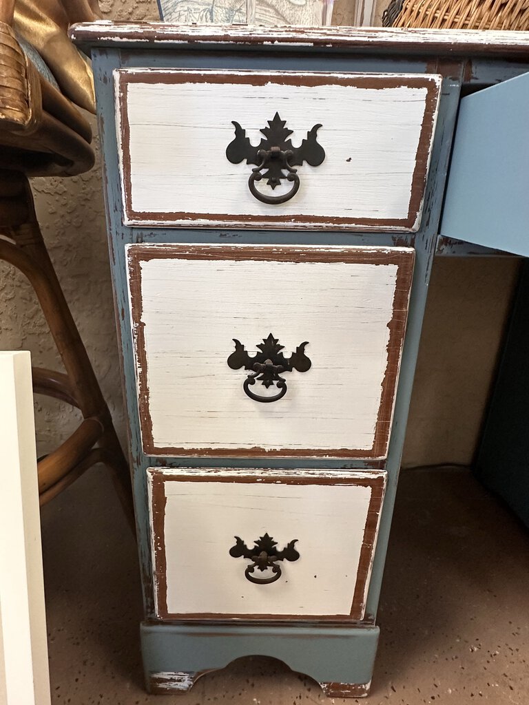 VINTAGE REFURBISHED SHABBY CHIC DESK