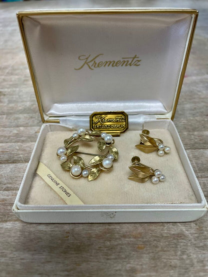 KREMENTZ BROOCH WITH CULTURED PEARLS