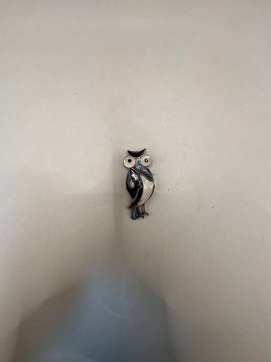 STERLING SILVER OWL BROOCH WITH GENUINE STONE