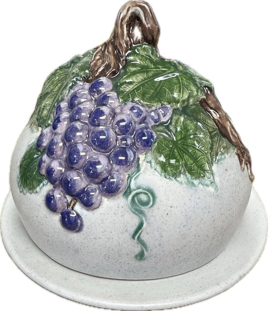 CERAMIC DOME CHEESE TRAY WITH GRAPES AND VINES