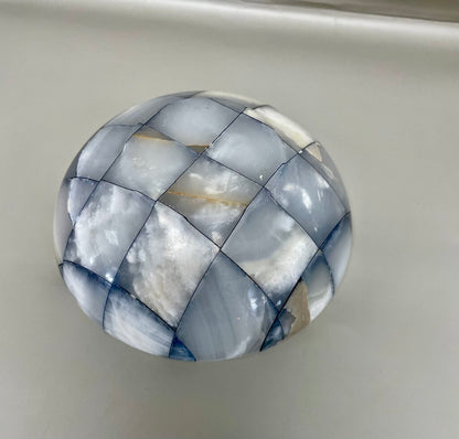 VINTAGE RARE WHITE BLUE ALABASTER STONE BOWL